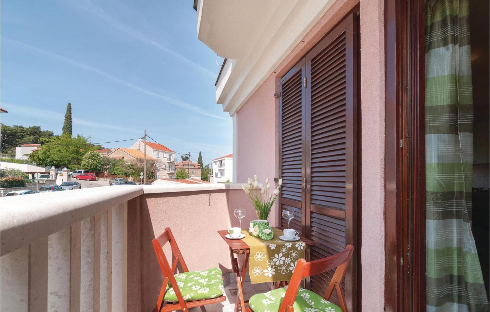 Lovely Apartment In Split With Wifi Екстериор снимка