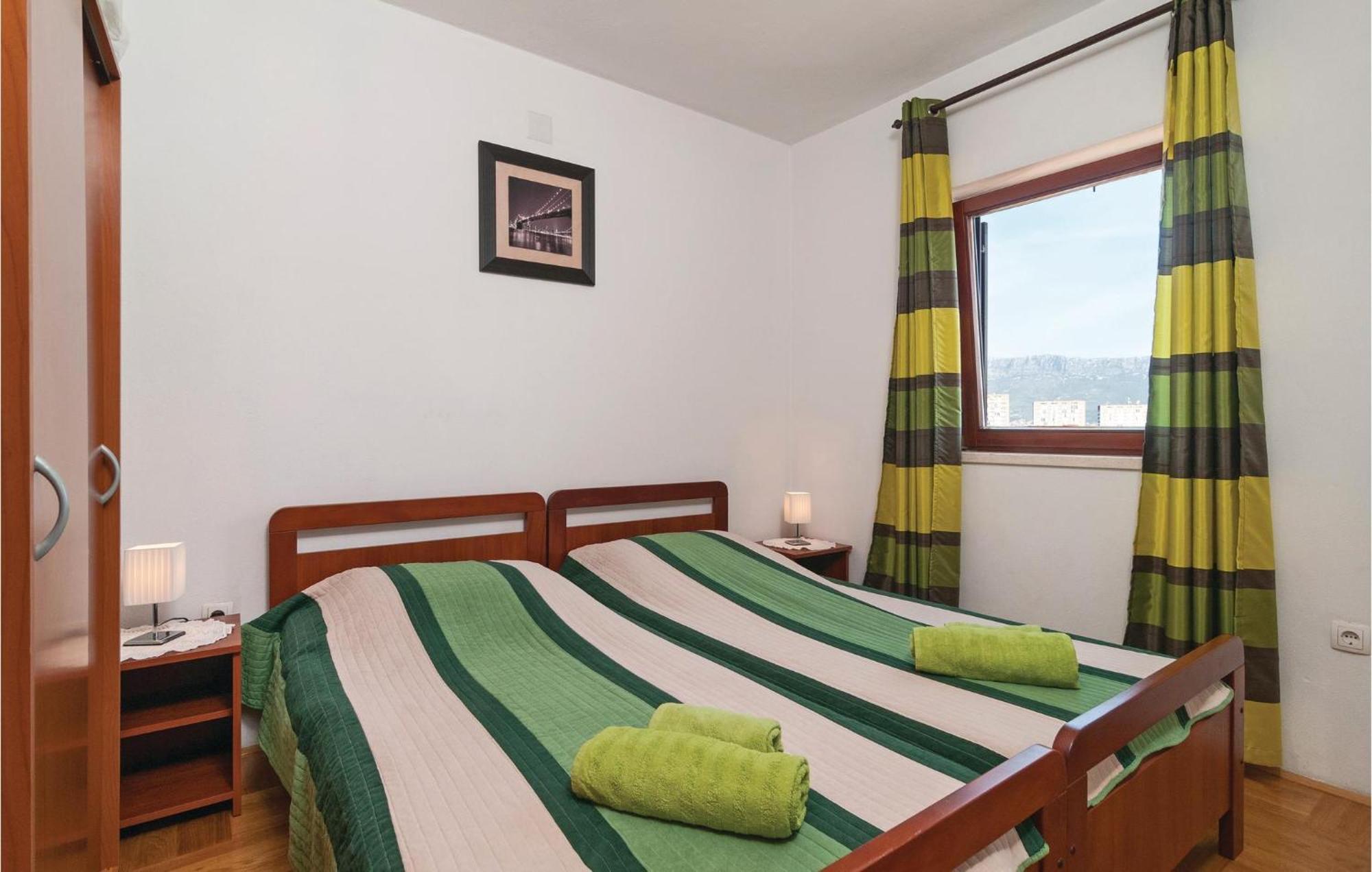 Lovely Apartment In Split With Wifi Екстериор снимка